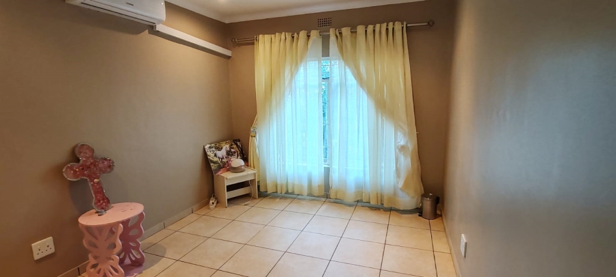 4 Bedroom Property for Sale in Protea Park North West